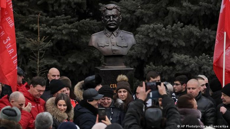Por que Stalin voltou a ser popular na Rússia?