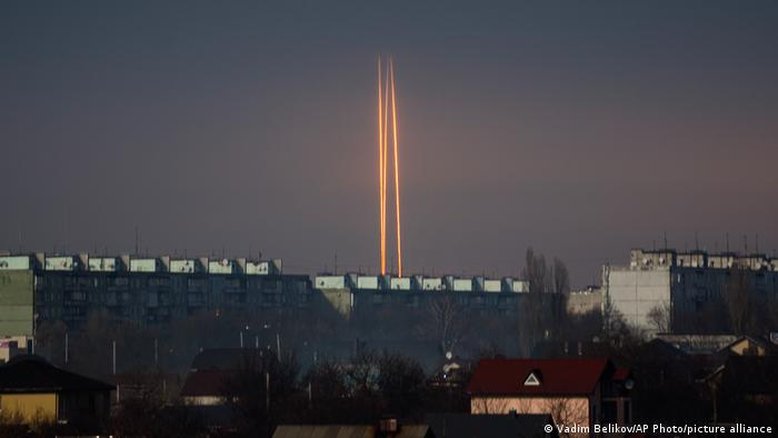 Rússia bombardeia várias cidades em toda a Ucrânia