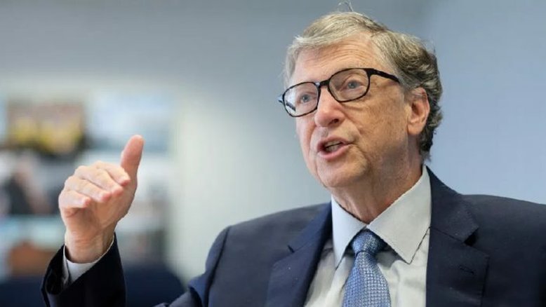 Bill Gates diz que a IA poderia permitir que os humanos trabalhassem três dias por semana