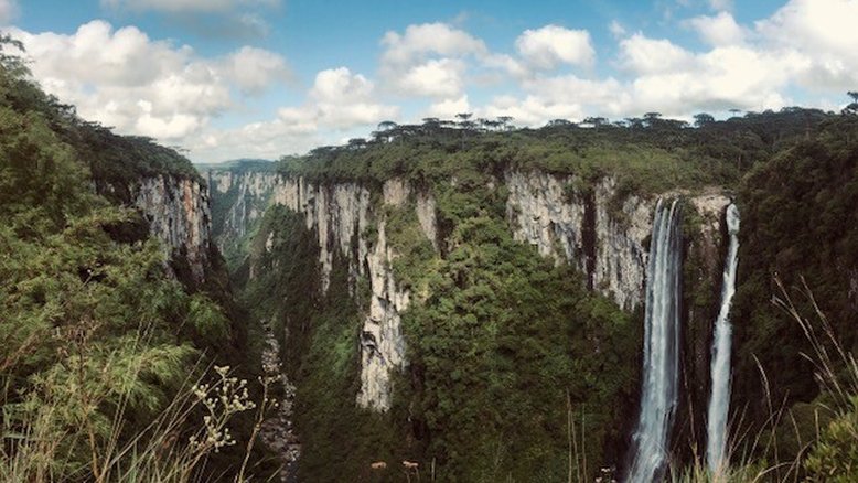 O 'Grand Canyon' do Brasil nos pampas do Sul
