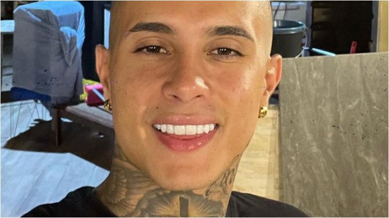 MC Paiva é detido em SP; Vídeo registra momento da abordagem