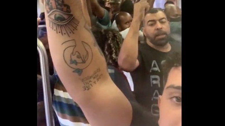Vídeo: com cântico de umbanda, jovem interrompe pastor evangélico que pregava em trem do Rio
