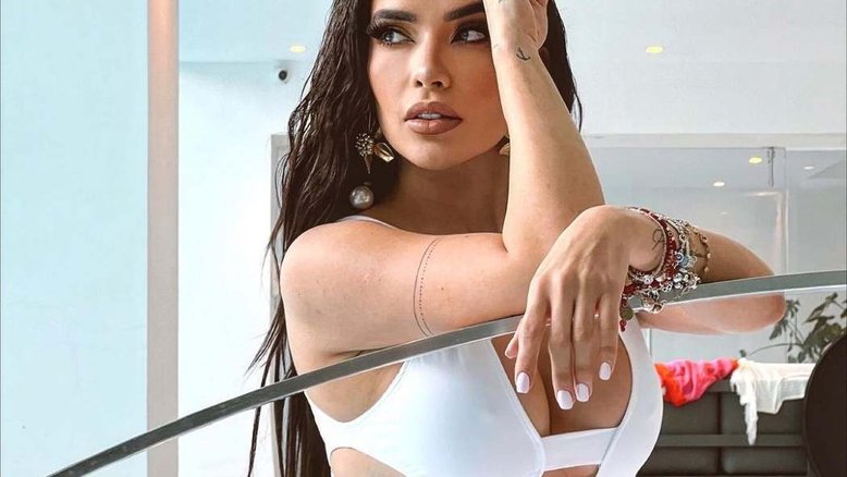 'Faca entre os dentes': Quem é Dania Mendez, a explosiva mexicana que entra no BBB23