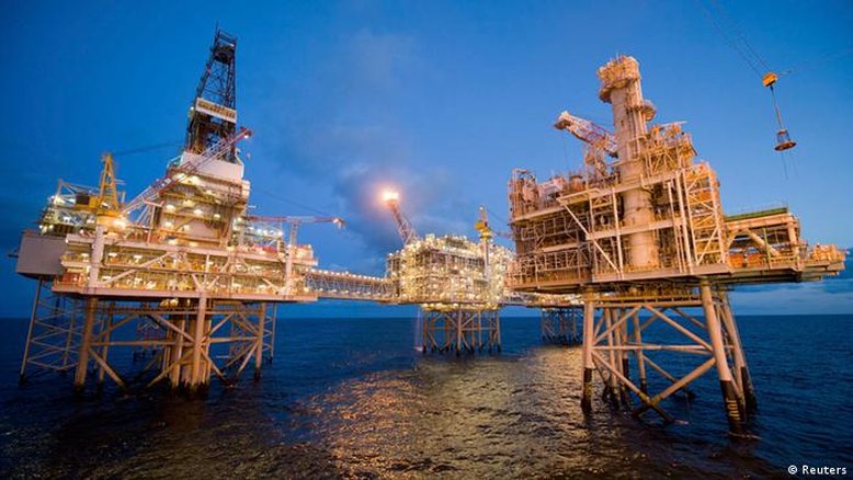 Quais as consequências do corte da produção mundial de petróleo