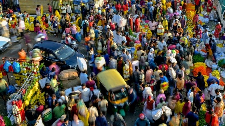 ONU: população da Índia vai superar a da China nos próximos meses