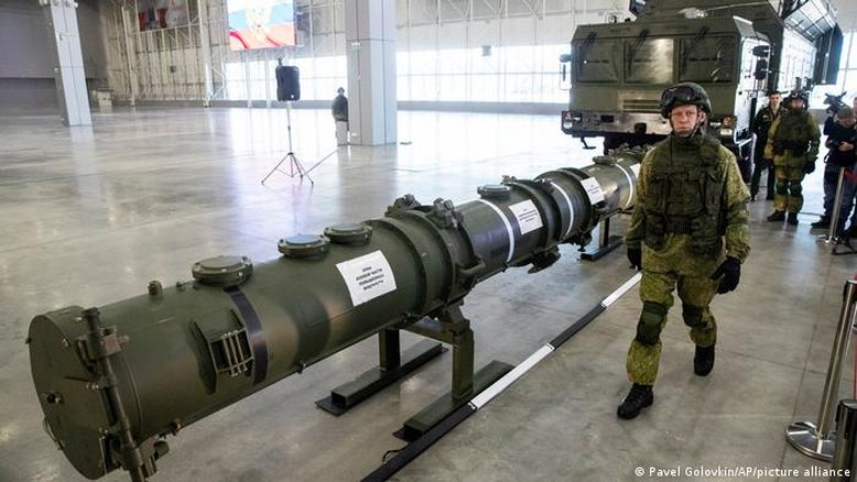 Kremlin: reação a armas nucleares em Belarus é "histérica"