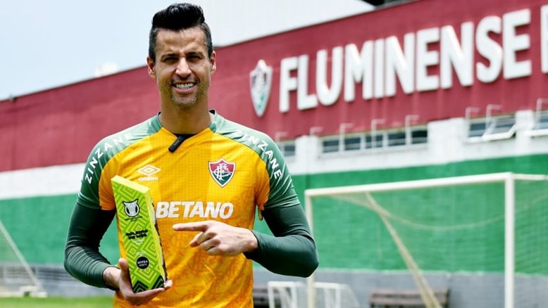 Aos 42 anos, Fábio atinge mais uma marca expressiva na carreira