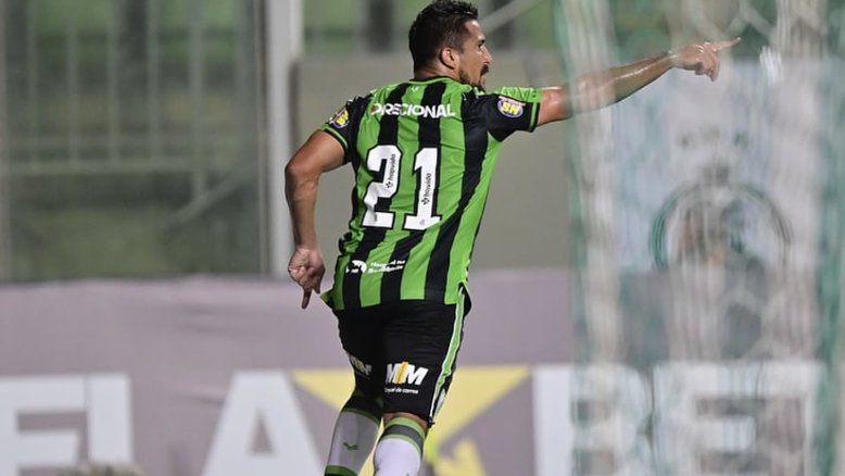 Aloísio é relacionado para o jogo do América-MG pela Sul-Americana
