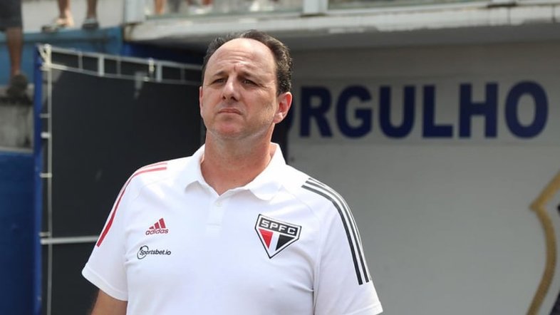 Galvão Bueno critica demissão de Rogério Ceni após vitória na Sul-Americana: 'Pode isso?'