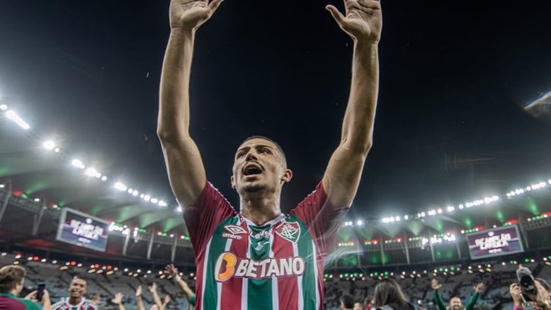 André revela detalhes de negociação que quase o tirou do Fluminense: 'Estava me travando'