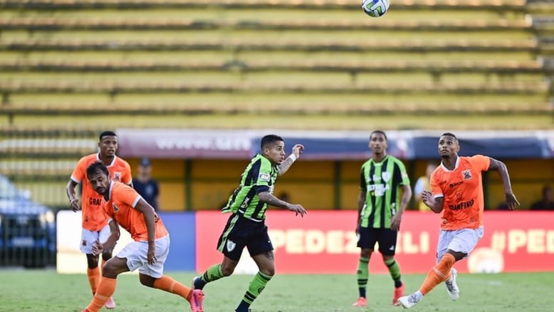 Com confiança renovada, América-MG pode ter reforço para encarar o Fluminense no Brasileirão