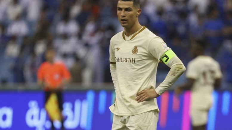 Al-Nassr, de Cristiano Ronaldo, perde clássico contra o Al-Hilal e fica longe do título