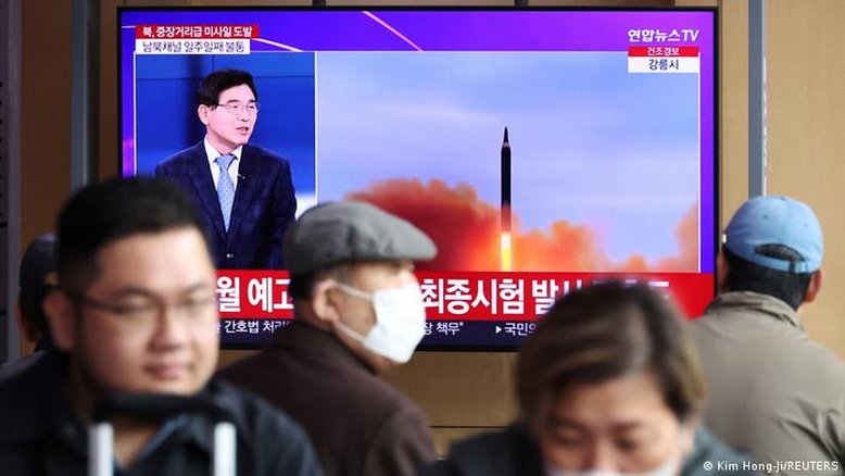 Disparo da Coreia do Norte gera alerta aéreo no Japão