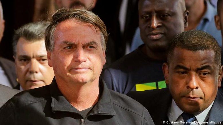 À PF, Bolsonaro diz que fez postagem "sob efeito de remédio"