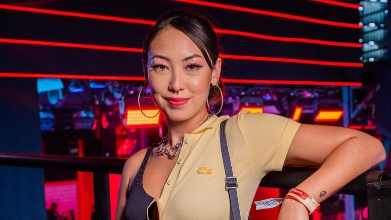 Ana Hikari anuncia saída da TV Globo após seis anos na emissora