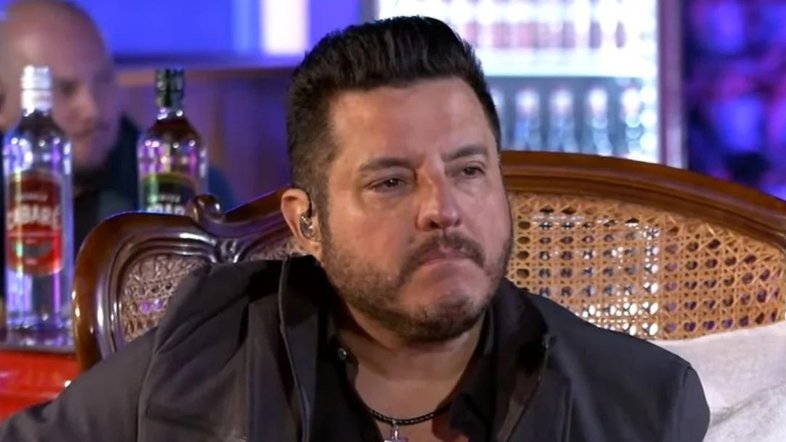 Cantor Bruno contrata ex-secretário da Justiça para lidar com acusações de transfobia