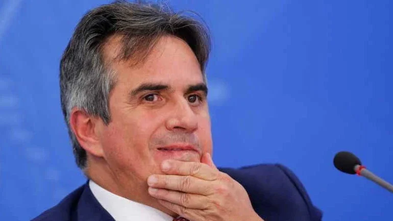Ciro Nogueira, presidente do PP, segue com ataques a Lula apesar de o partido ganhar ministério