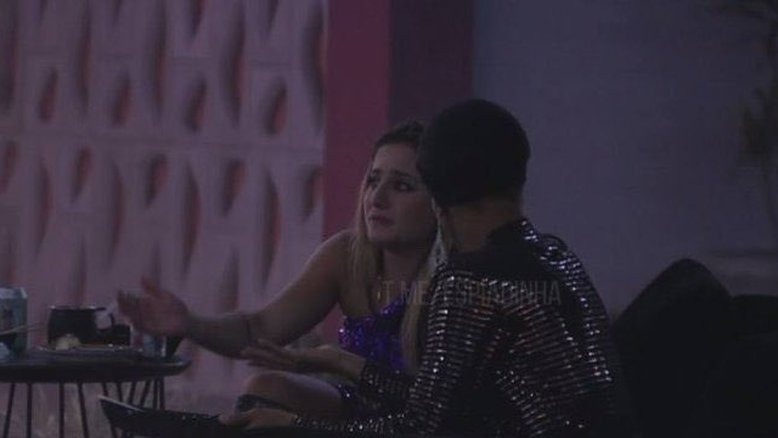 BBB23: Bruna Griphao reclama de fotos dela no telão da festa: 'Tô muito p*ta'