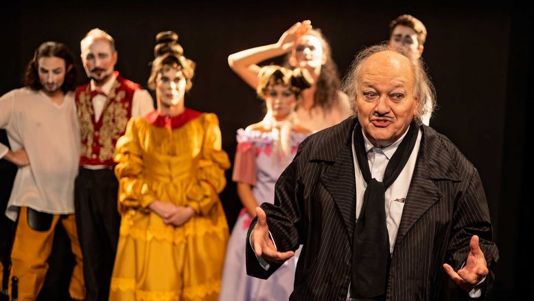 Peça de teatro O DILETANTE NO SARAU DE MARTINS PENA