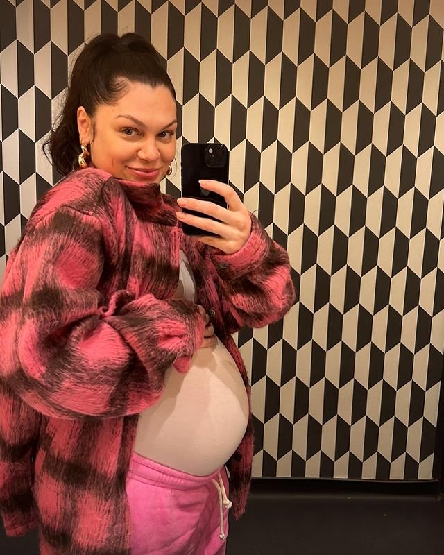 Jessie J anuncia o nascimento do seu primeiro filho: ‘Meu mundo todo’ 5 Jessie J anuncia o nascimento do seu primeiro filho: ‘Meu mundo todo’