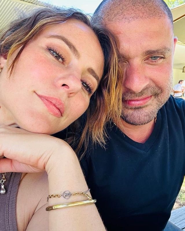Paolla Oliveira responde sobre maternidade e casamento: 'Decidir o próprio ritmo sem pressão' 6 Paolla Oliveira revela como lida com pressão para ter filhos e formar família