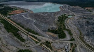 Vista aérea da mina de cobre Sossego, explorada pela mineradora Vale em Canaã dos Carajás, Pará, em 19 de abril de 2023 - AFP