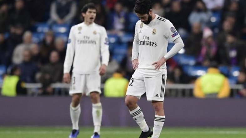 Meia ex-Real Madrid aparece com casaco do Fluminense e agita torcida; veja