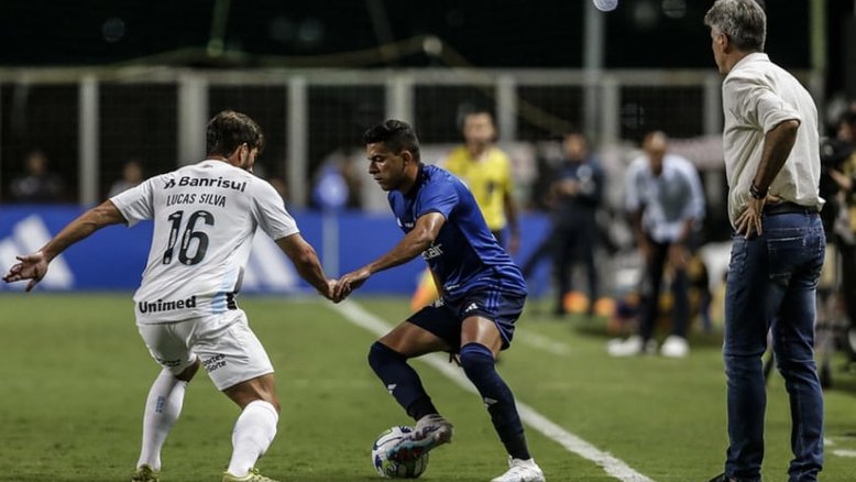 Cruzeiro vai decidir em casa vaga nas quartas de final da Copa do Brasil, diante do Grêmio