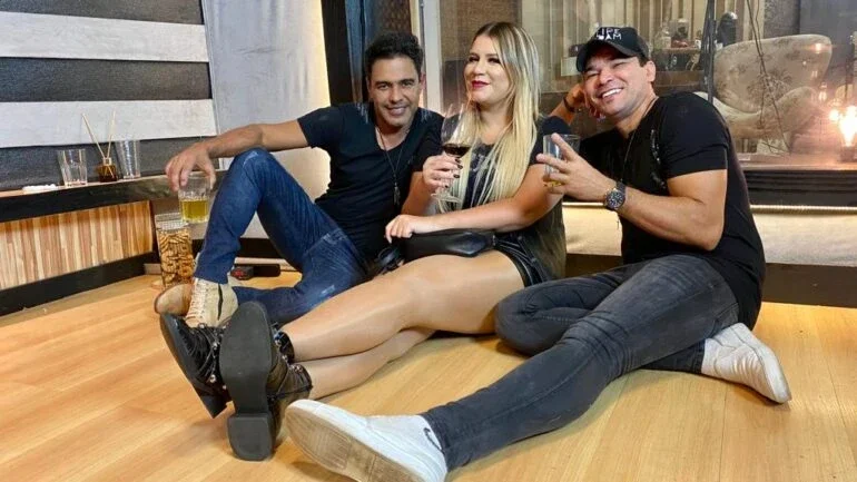Dueto inédito de Marília Mendonça e Zezé Di Camargo chega ao público