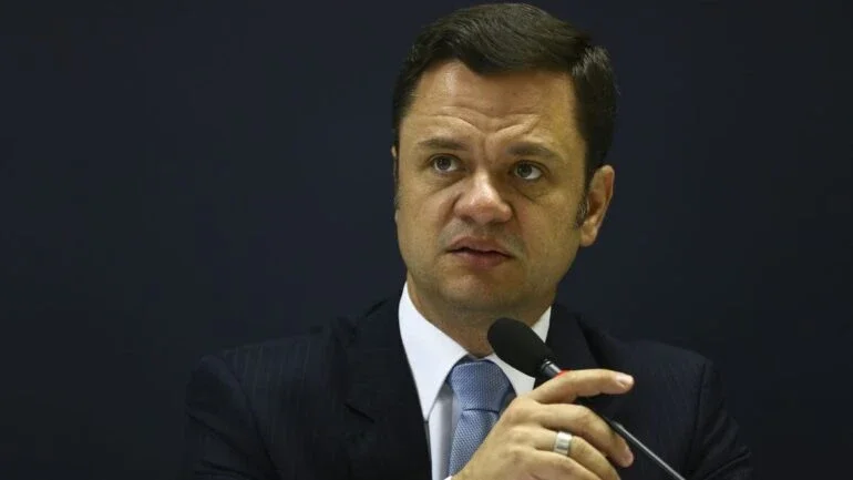 Anderson Torres deixa Batalhão da PM em Brasília após quase 4 meses de prisão