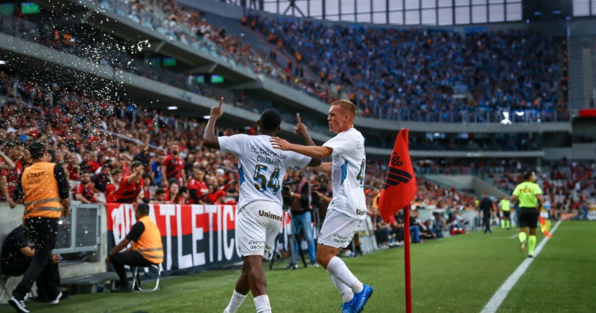 Grêmio vence e derruba invencibilidade do Athletico-PR na Arena da ...