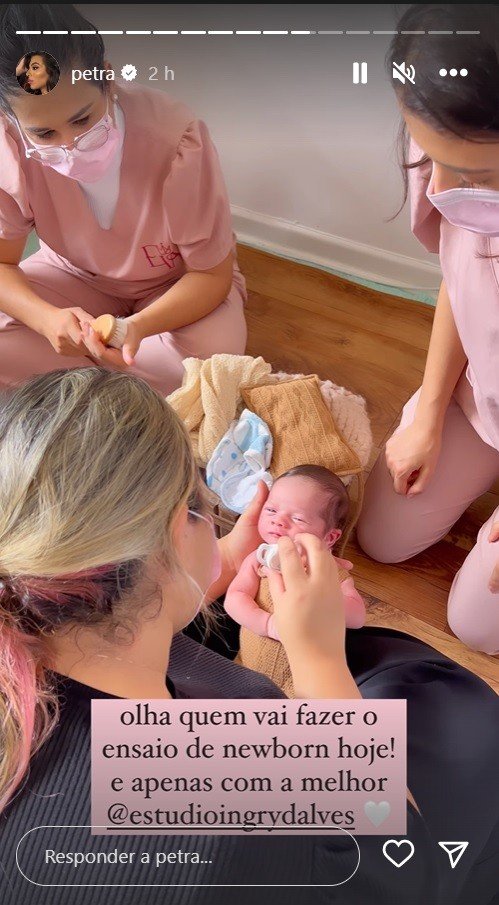 Petra Mattar apresenta bastidores do ensaio newborn do filho, Makai: ‘Morrer de amores' 7 Petra Mattar apresenta bastidores do ensaio newborn de seu primogênito: ‘Morrer de amores'