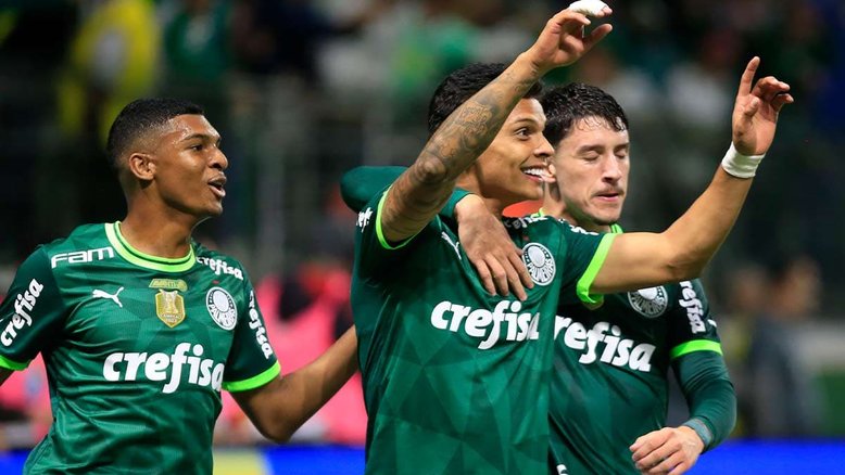 Palmeiras atropela Fortaleza e conquista boa vantagem nas oitavas da Copa do Brasil