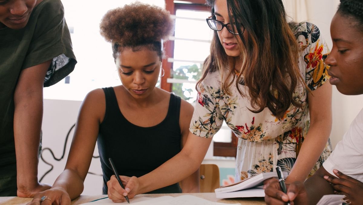 A pauta feminina mudou: do ch&aacute; das cinco aos encontros que definem  lideran&ccedil;as - ISTO&Eacute; Independente