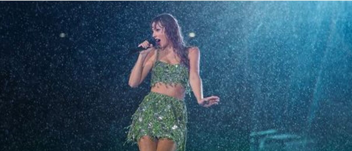 Fãs de Taylor Swift vendem por R$ 1,2 mil água da chuva durante shows nos EUA