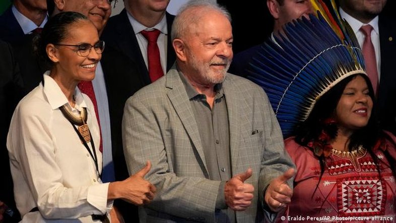 Lula promete zerar desmatamento ilegal na Amazônia até 2030