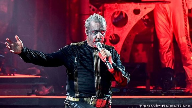 Promotoria de Berlim investiga vocalista da banda Rammstein por crime sexual