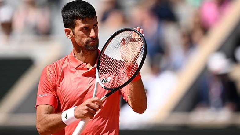 Djokovic faz 3 a 0 em Ruud, é tri em Roland Garros e maior vencedor de Grand Slam com 23 taças