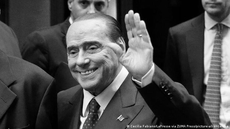 Morre o ex-premiê italiano Silvio Berlusconi