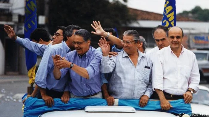 "Aos 35, PSDB é mero coadjuvante na política nacional"
