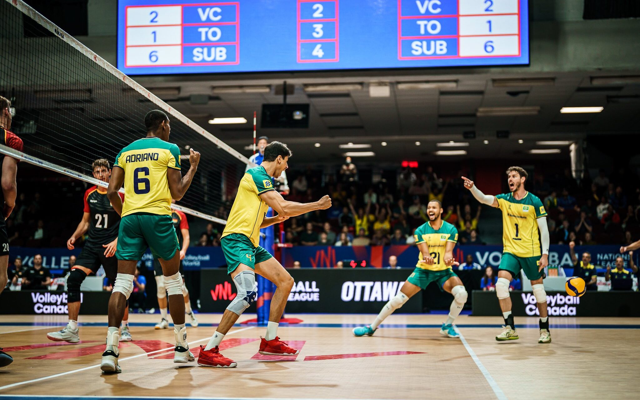 Vôlei masculino: Brasil reage, mas perde para Japão no tie-break
