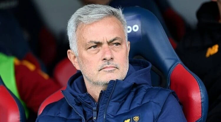 Mourinho deseja treinar seleção brasileira, diz jornal britânico