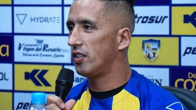 Campeão por Palmeiras e Grêmio, Lucas Barrios se aposenta