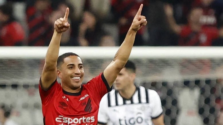 Athletico-PR vence Libertad para avançar às oitavas da Libertadores