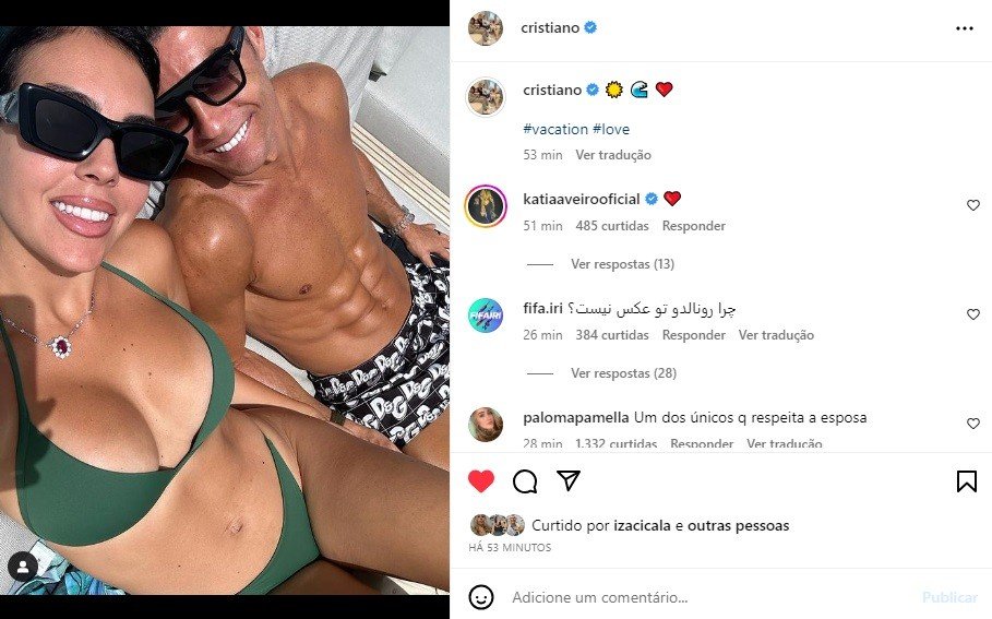 Cristiano Ronaldo e Georgina curtem férias com os herdeiros em iate de luxo 3 Cristiano Ronaldo e Georgina curtem férias com os herdeiros em iate de luxo