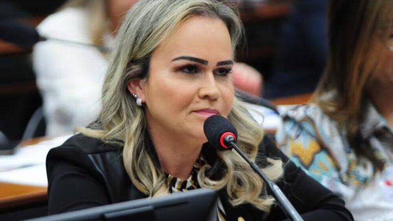 Lula mantém Daniela Carneiro no Ministério do Turismo, diz Planalto
