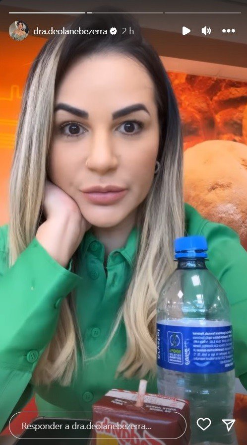 Deolane Bezerra dispensa filtros e surge ao natural nas redes sociais 7 Deolane Bezerra dispensa filtros e surge ao natural nas redes sociais