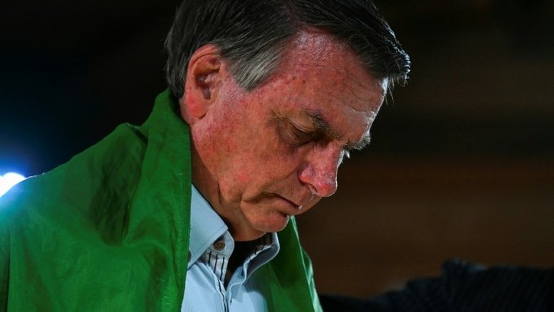 Aliados lançam 'vaquinha' por Bolsonaro e pedem Pix para ex-presidente