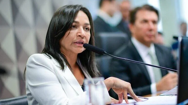 CPI de 8/1: deputado do PL investigado por incitar atos golpistas permanece na Comissão
