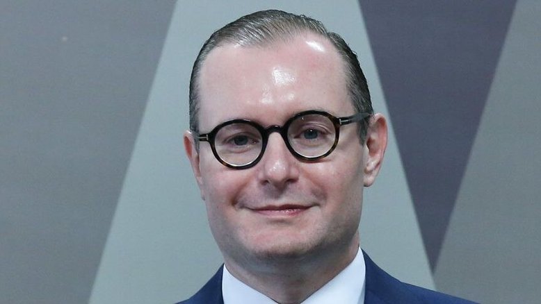 Zanin toma posse como ministro do STF hoje e assume mais de 500 processos de Lewandowski